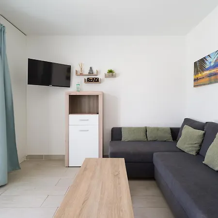 Apartment Sea Breeze Pool View & Wifi By Irent Fuerteventura *