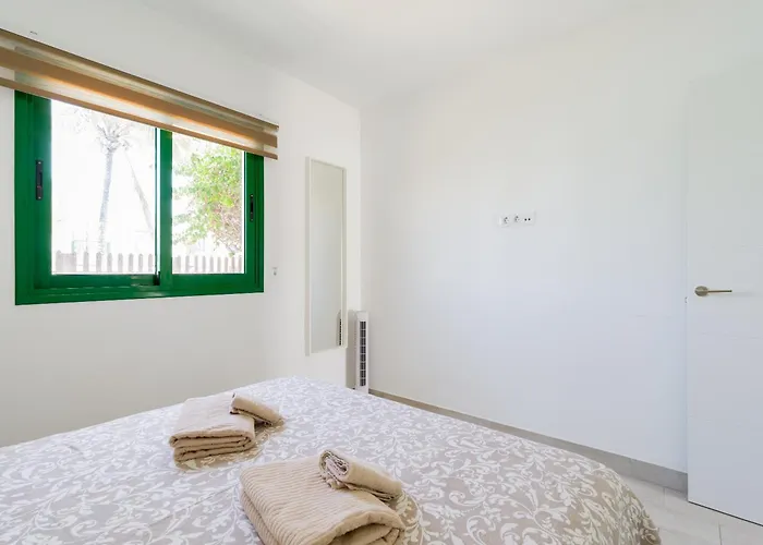 Sea Breeze Pool View & Wifi By Irent Fuerteventura 아파트 *