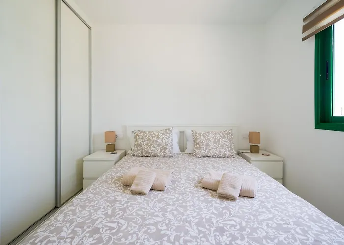 Sea Breeze Pool View & Wifi By Irent Fuerteventura Apartment Corralejo